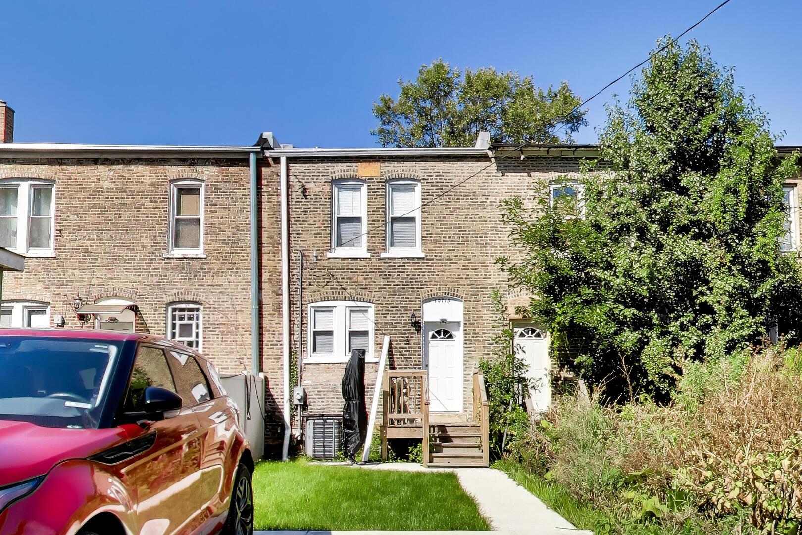 10713 S Champlain Avenue Property Photo 17