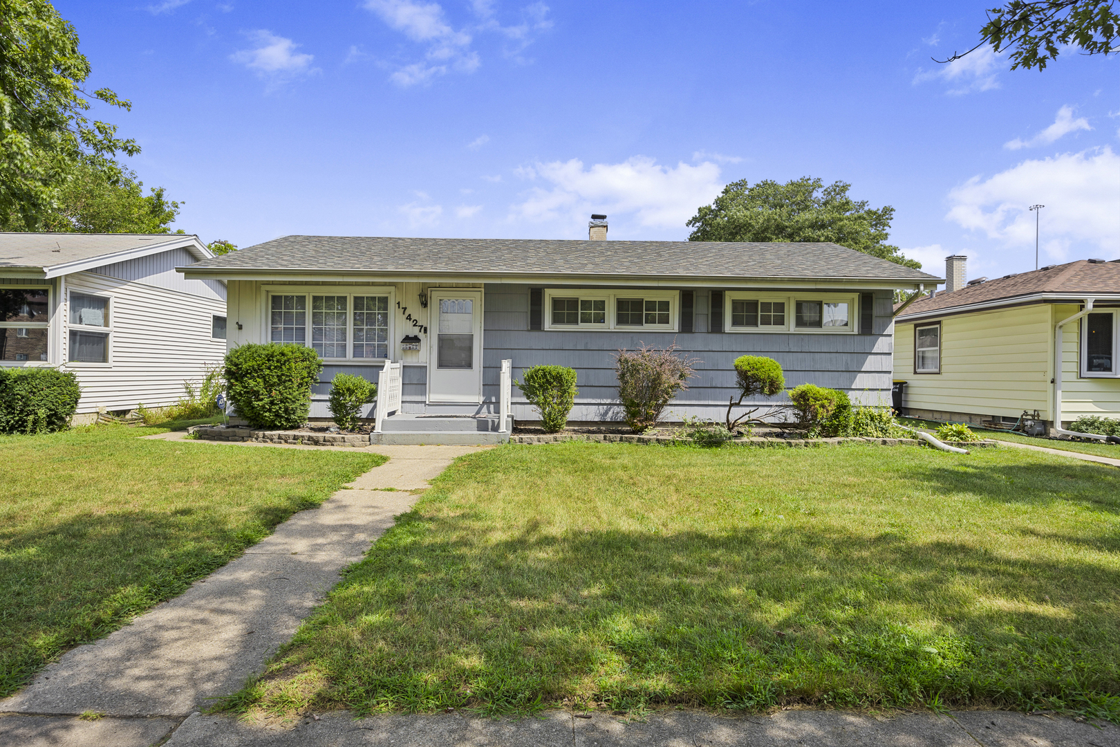 17427 Lorenz Avenue Property Photo 1