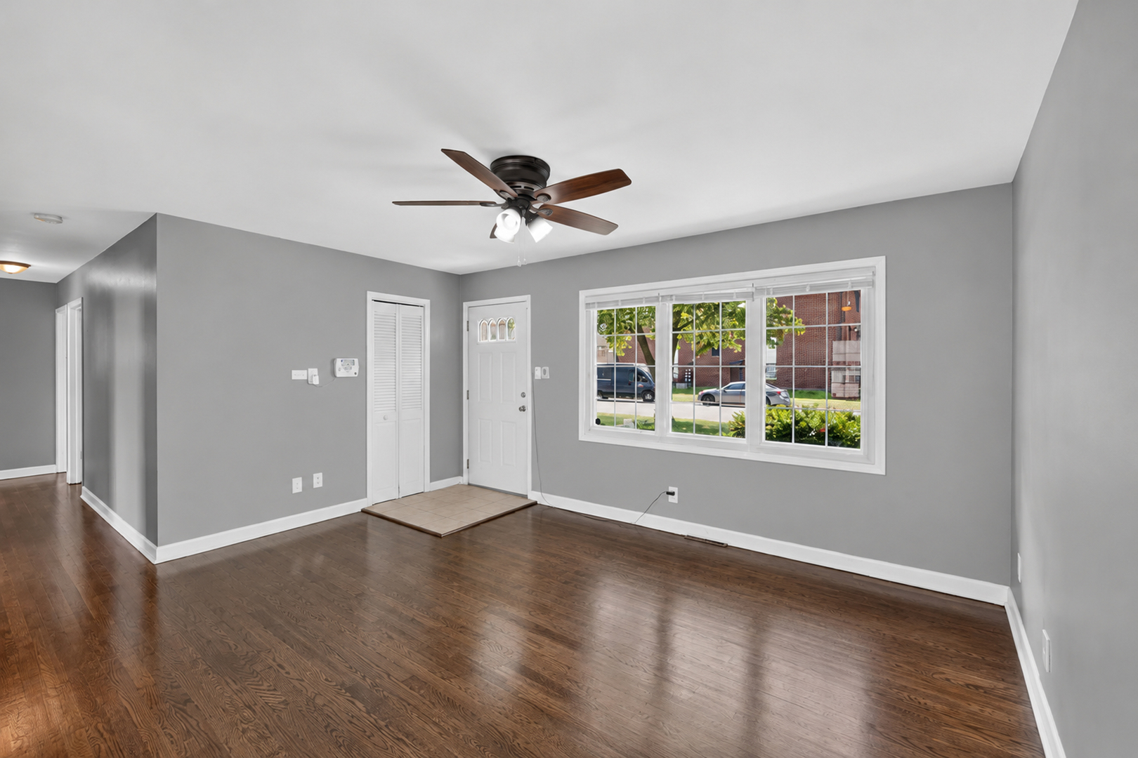 17427 Lorenz Avenue Property Photo 3