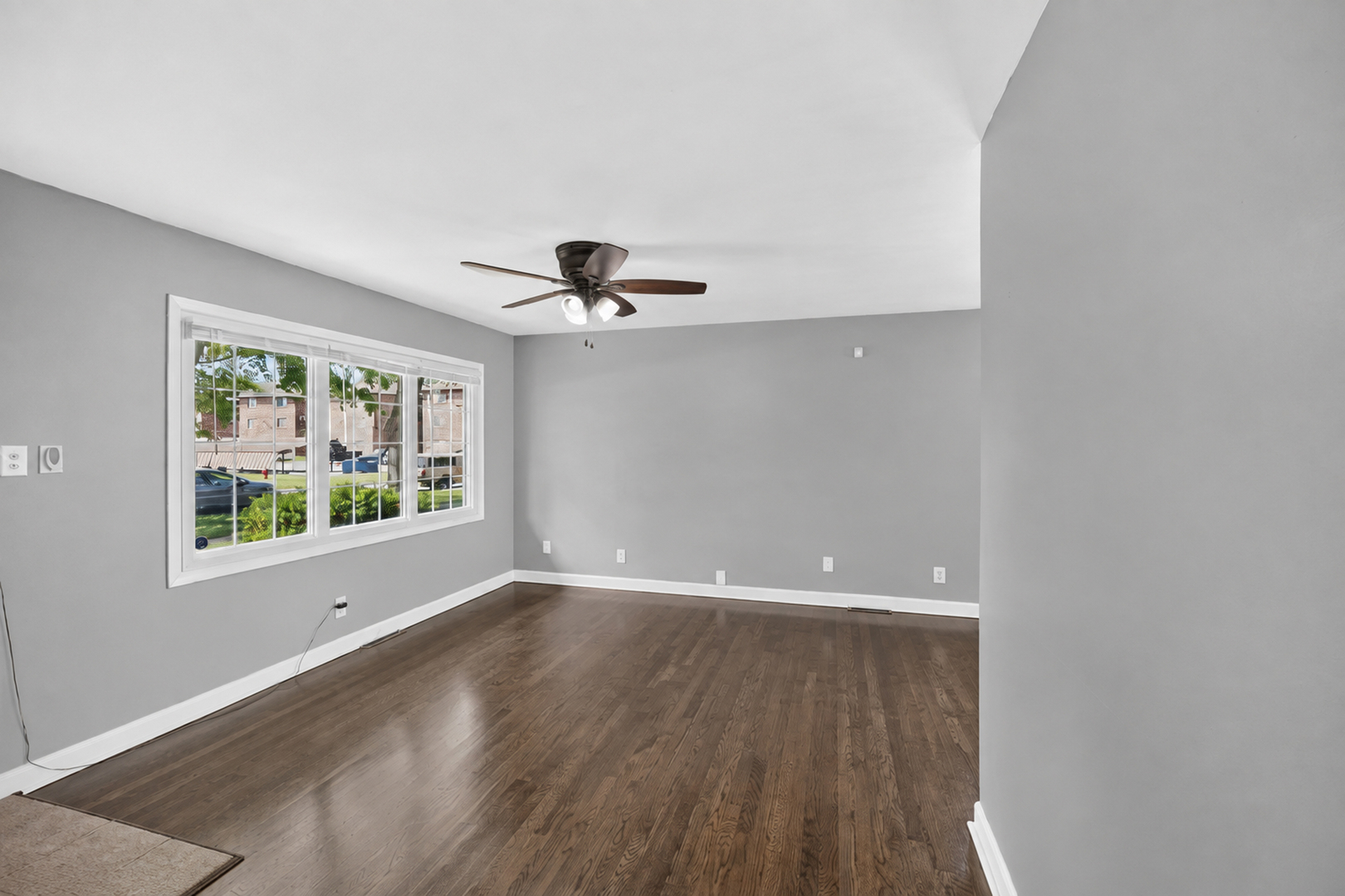 17427 Lorenz Avenue Property Photo 14