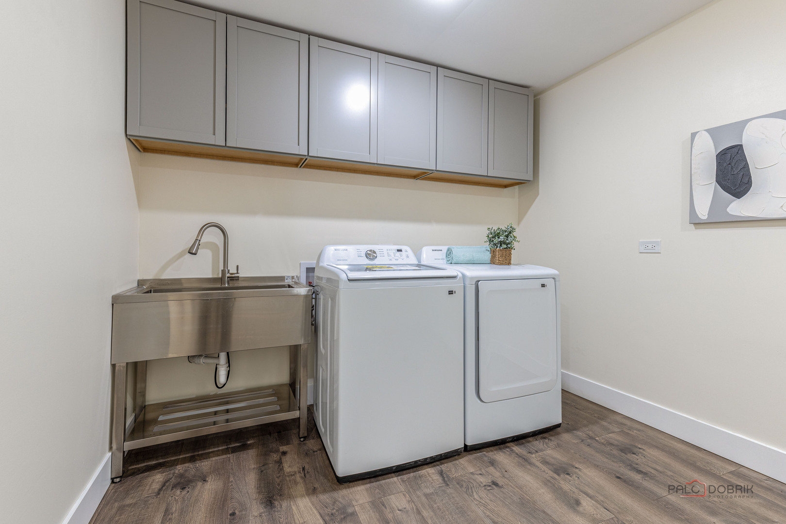 12745442 Property Photo 15