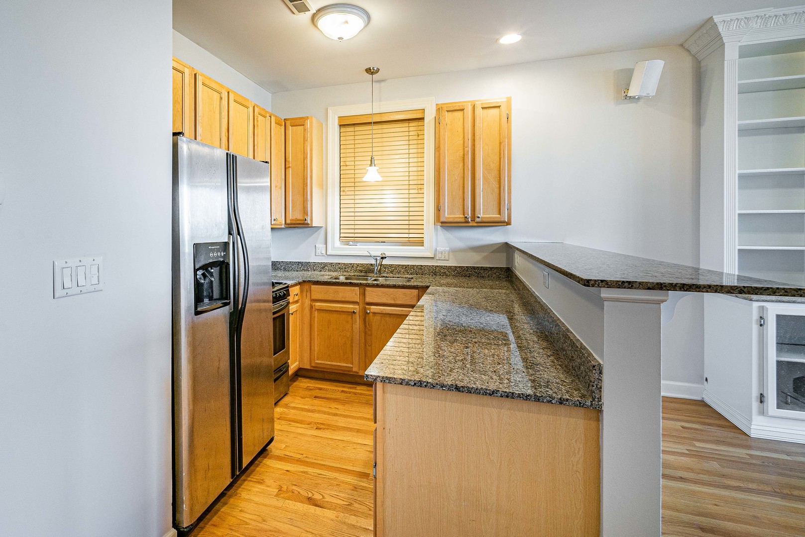 7642 W Belmont Avenue 2 Property Photo 9