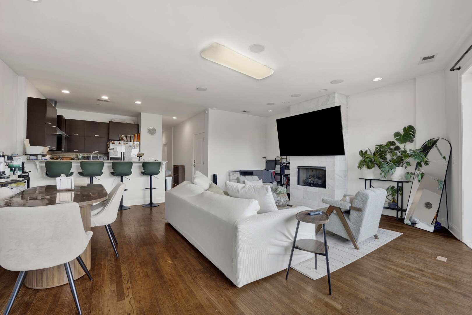 3505 N Elston Avenue 2 Property Photo 2