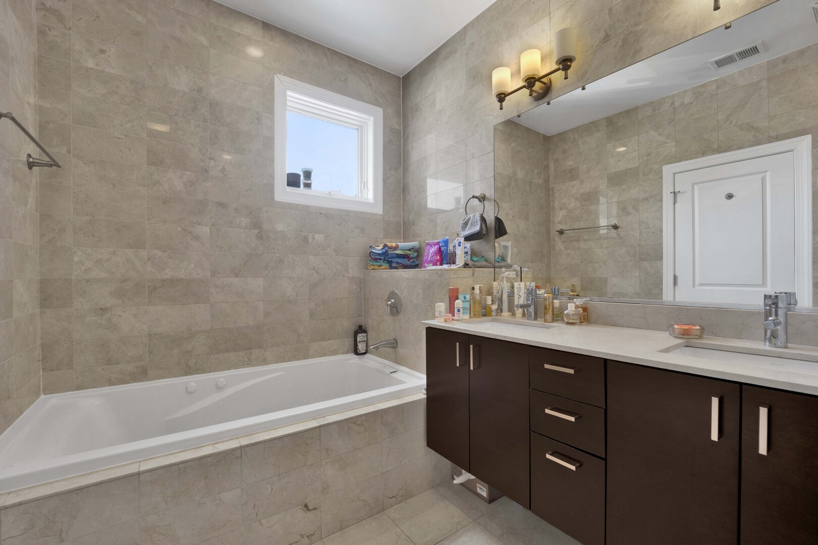 3505 N Elston Avenue 2 Property Photo 17