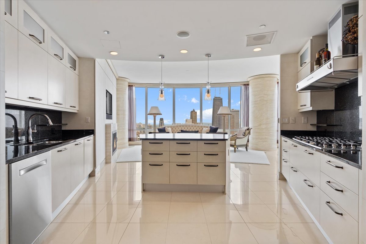 401 N Wabash Avenue 48a Property Photo 18