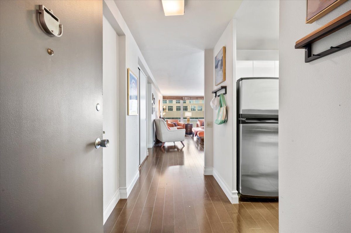 330 W Diversey Parkway 706 Property Photo 4