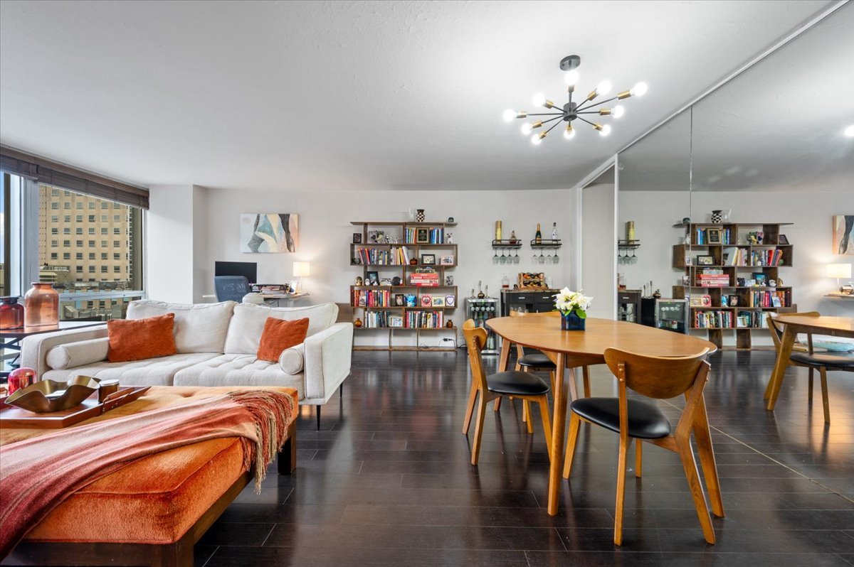 330 W Diversey Parkway 706 Property Photo 6