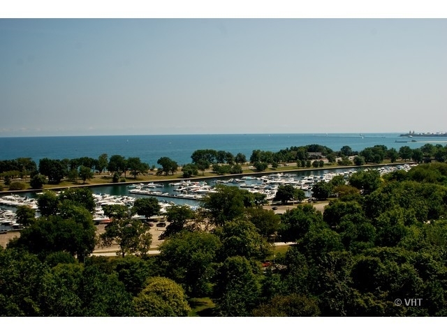 330 W Diversey Parkway 706 Property Photo 24