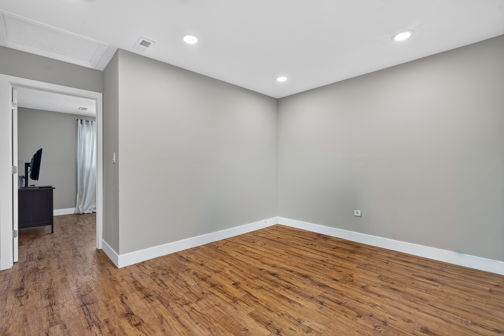 1204 Division Street Property Photo 23