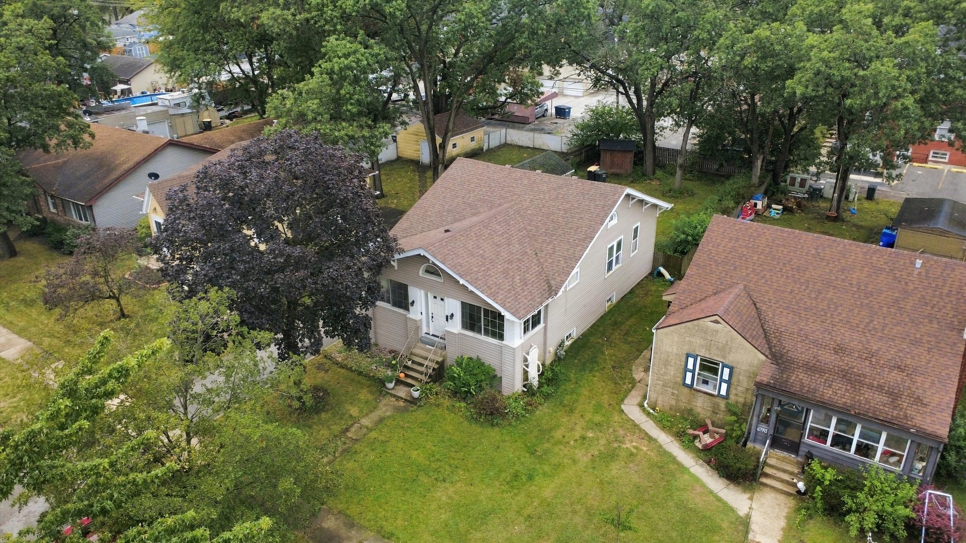 18232 Walter Street Property Photo 6