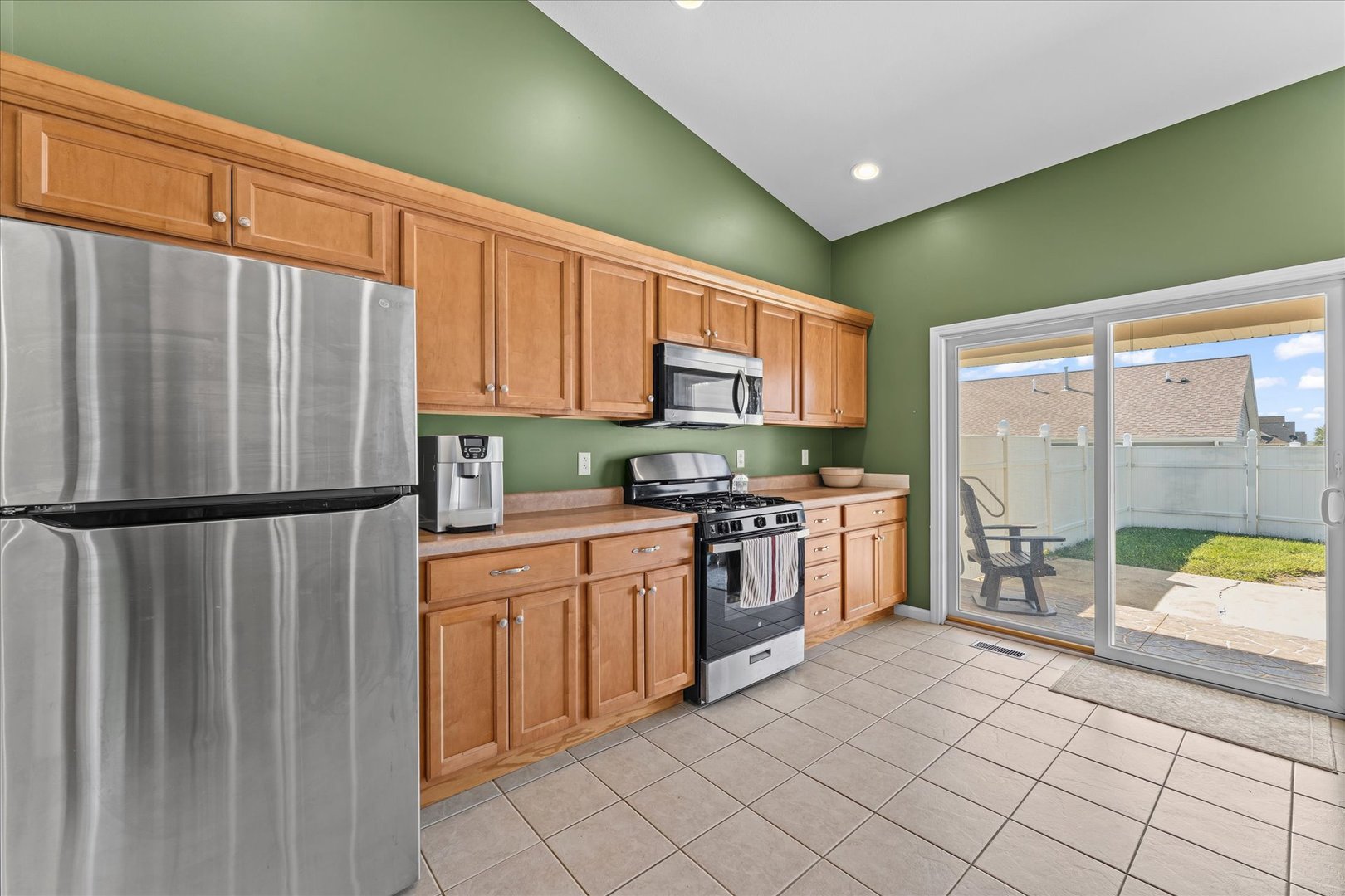 1701 E Lexington Drive Property Photo 18