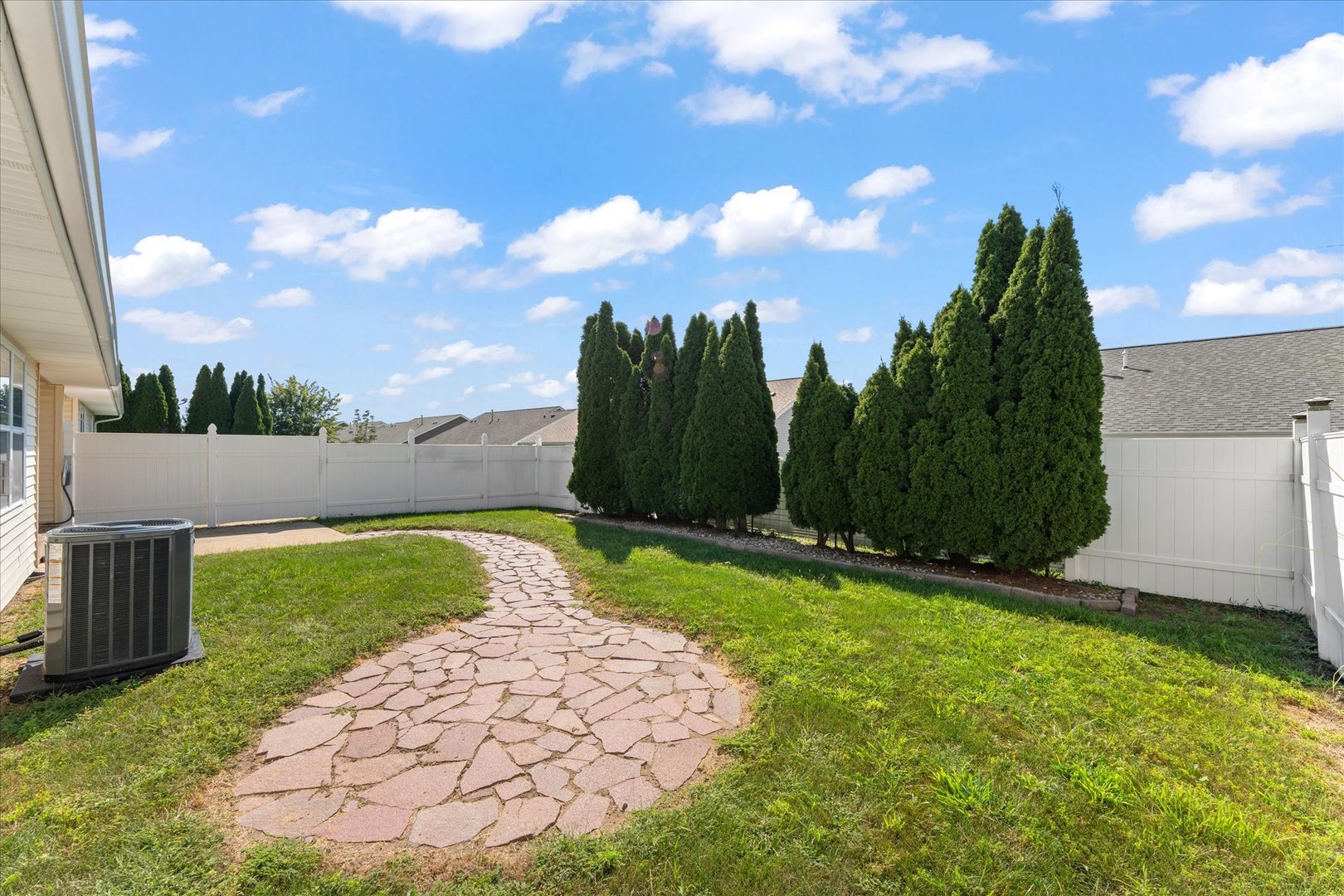 1701 E Lexington Drive Property Photo 34