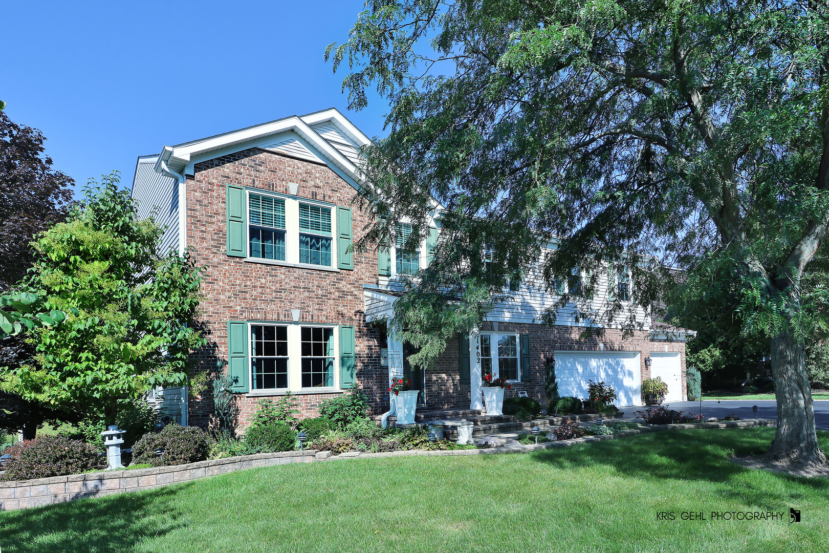 1402 Benton Drive Property Photo 1