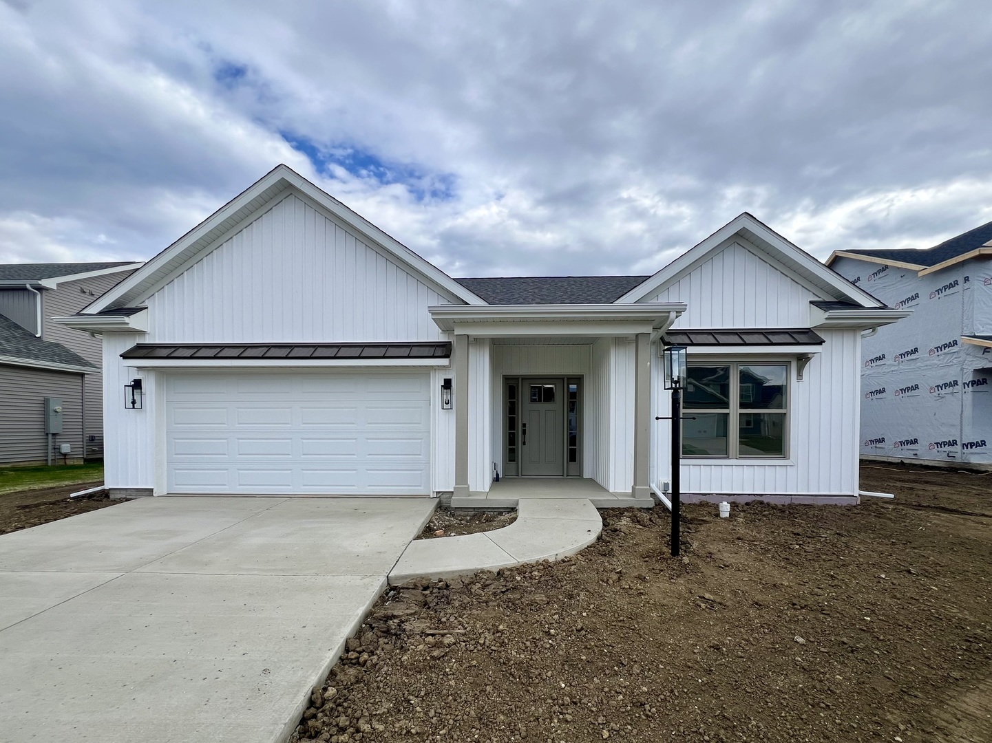 3811 Boulder Ridge Drive Property Photo 1