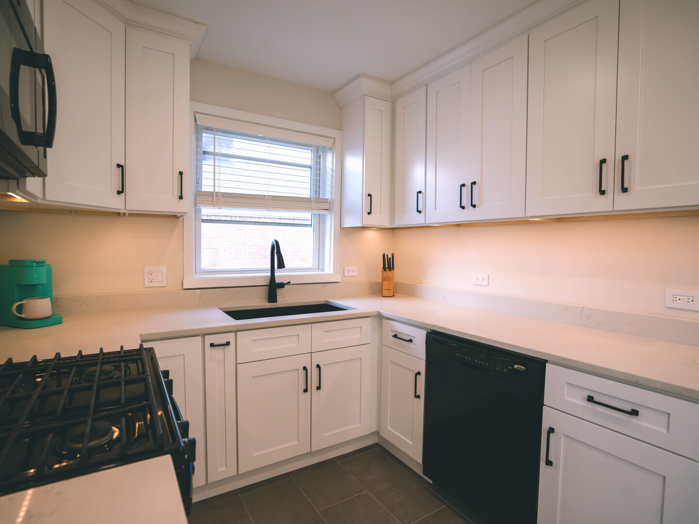 274 N Berteau Avenue Property Photo 12