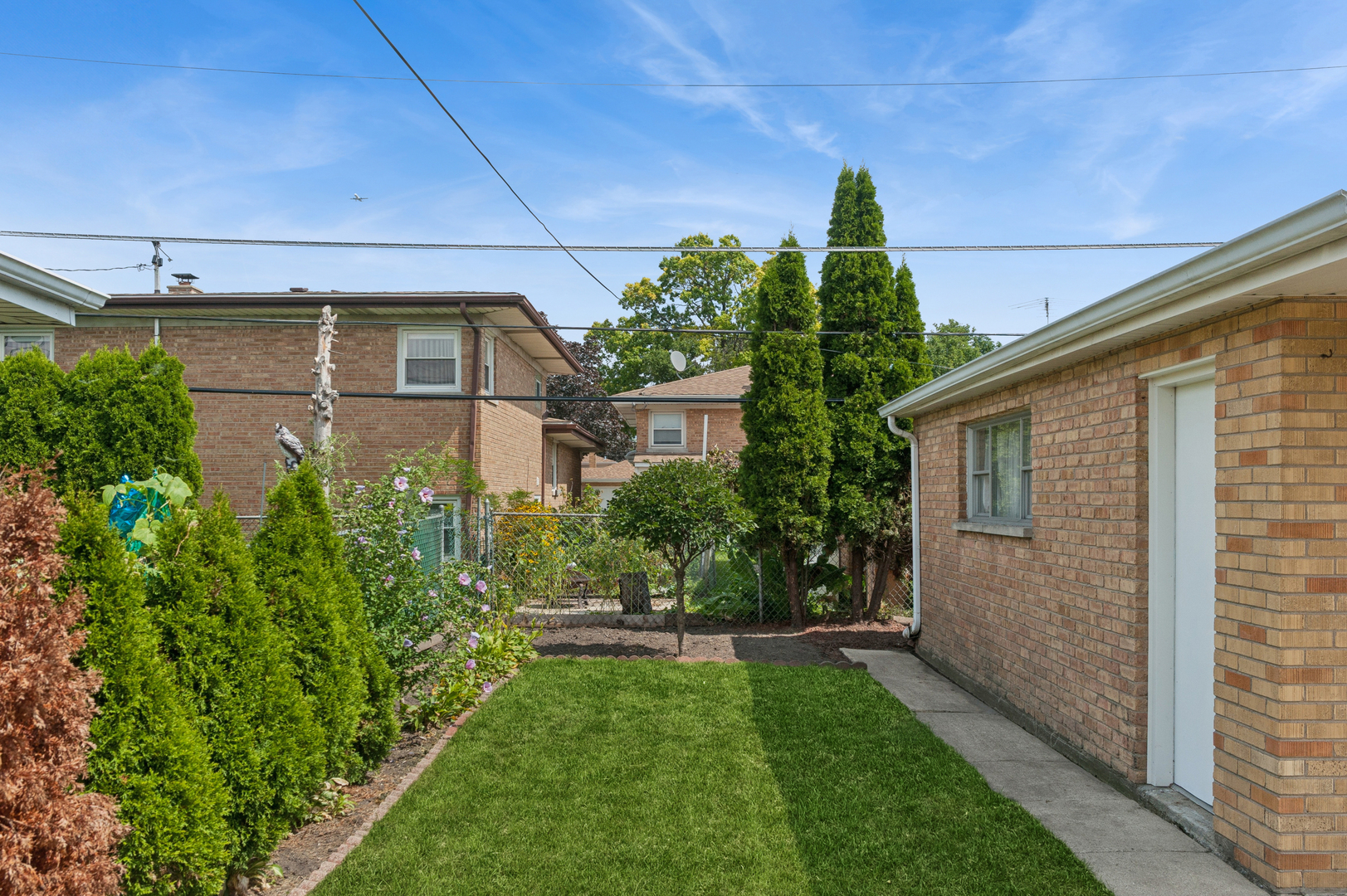 4525 N Pontiac Avenue Property Photo 33