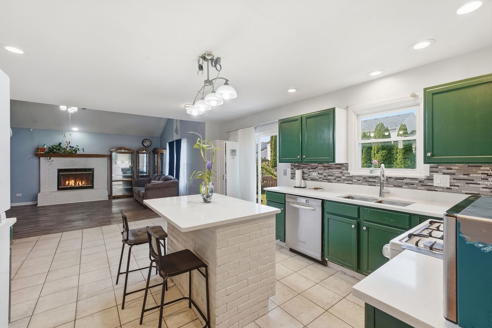 1565 Baytree Drive Property Photo 8