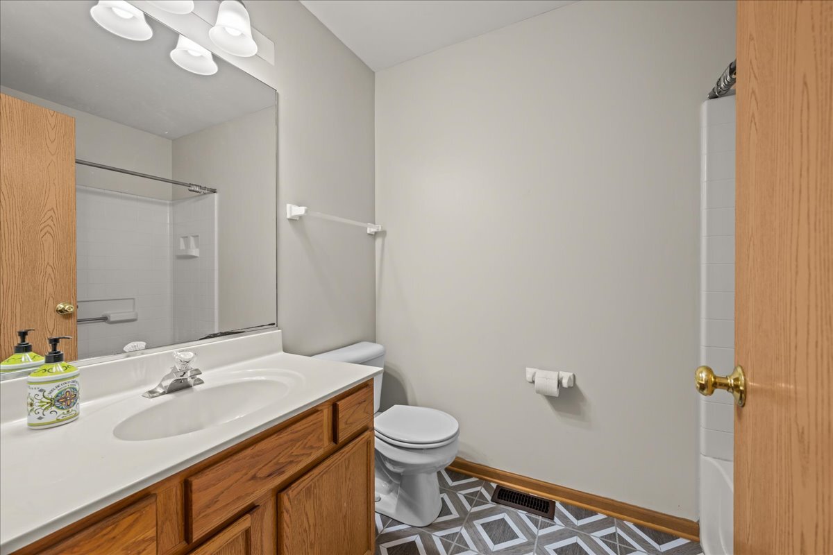 1637 Linden Park Lane Property Photo 16