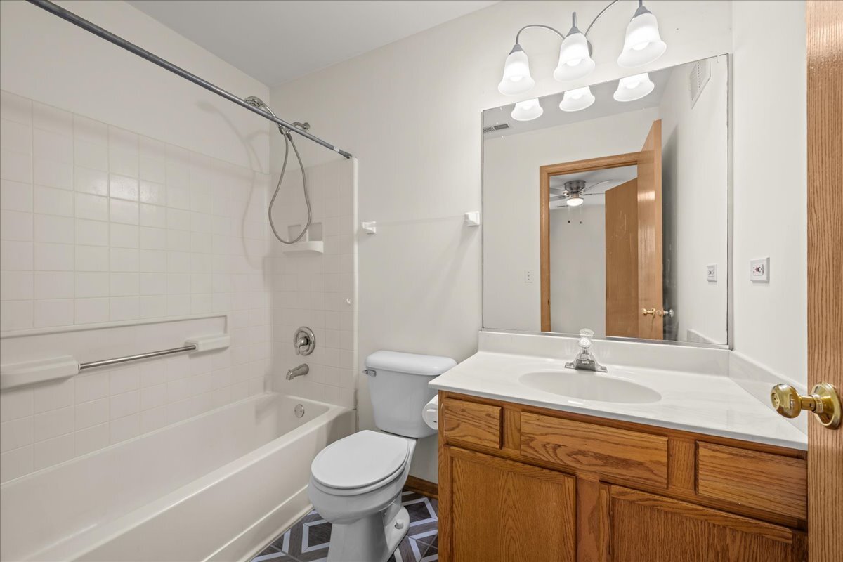 1637 Linden Park Lane Property Photo 22