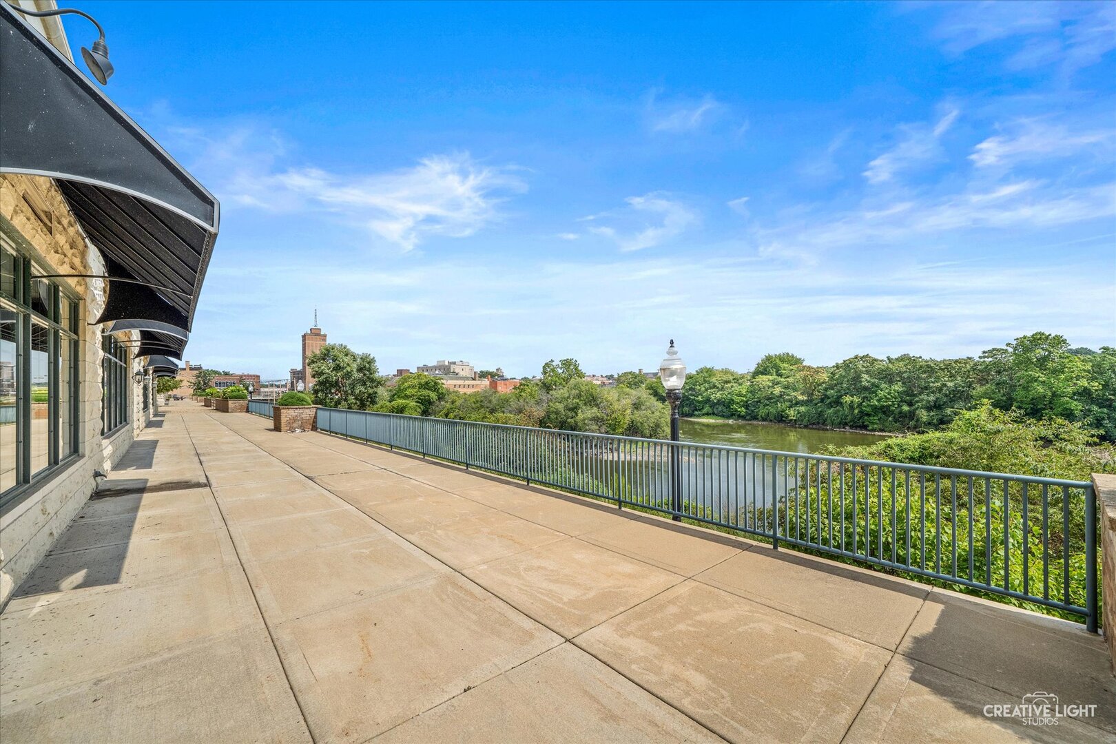 160 S River Street 206 Property Photo 15