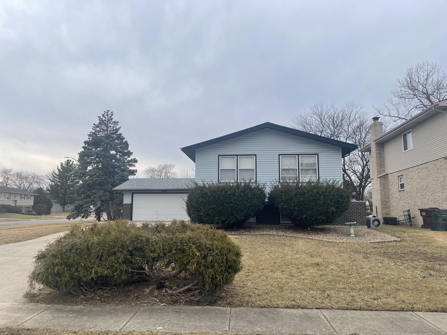 18830 Cedar Avenue Property Photo 2