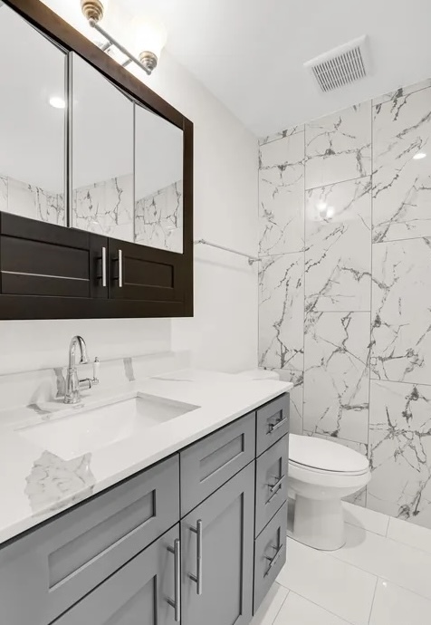 3624 W George Street G Property Photo 6