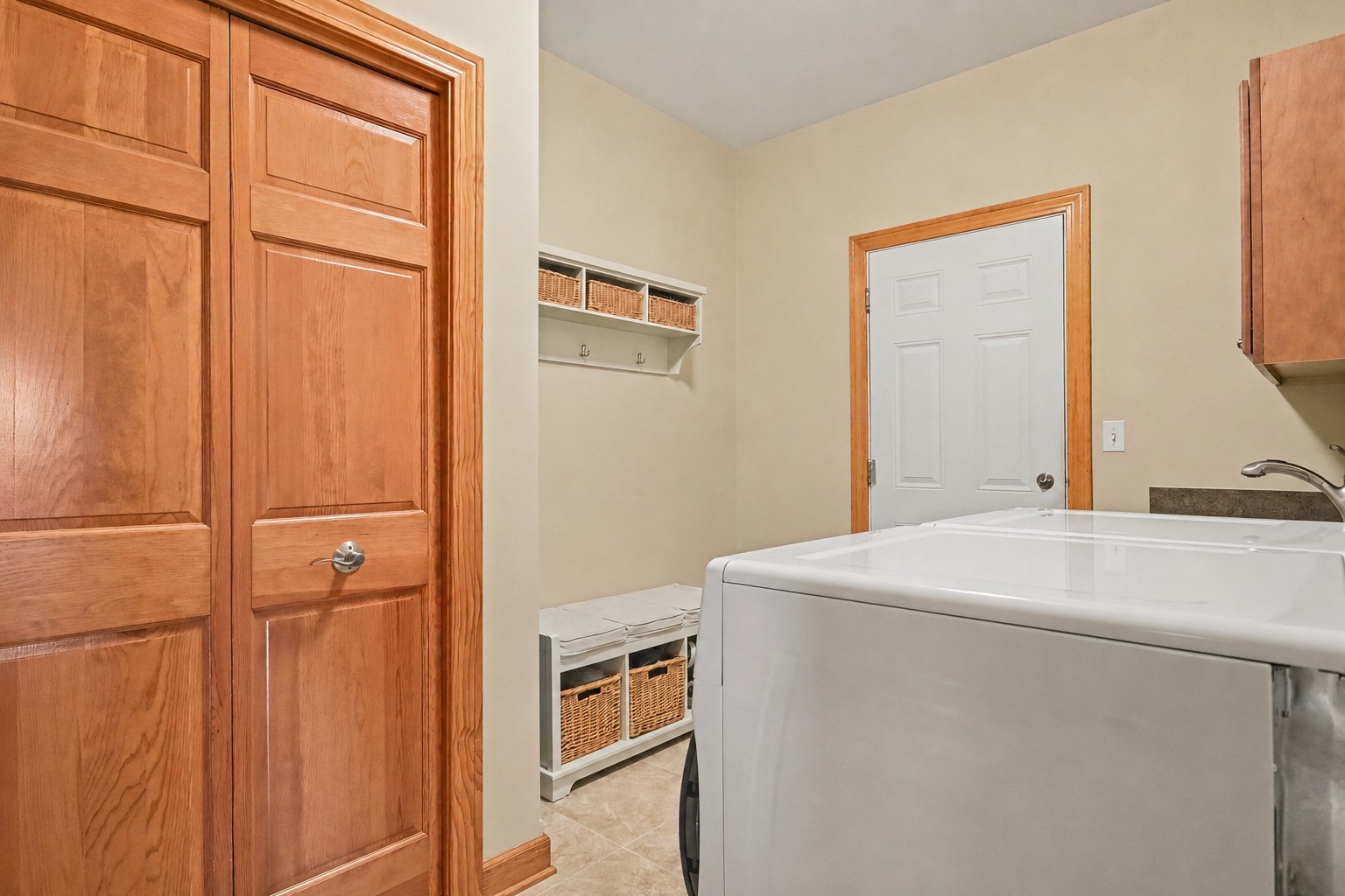 176 Amherst Circle Property Photo 16
