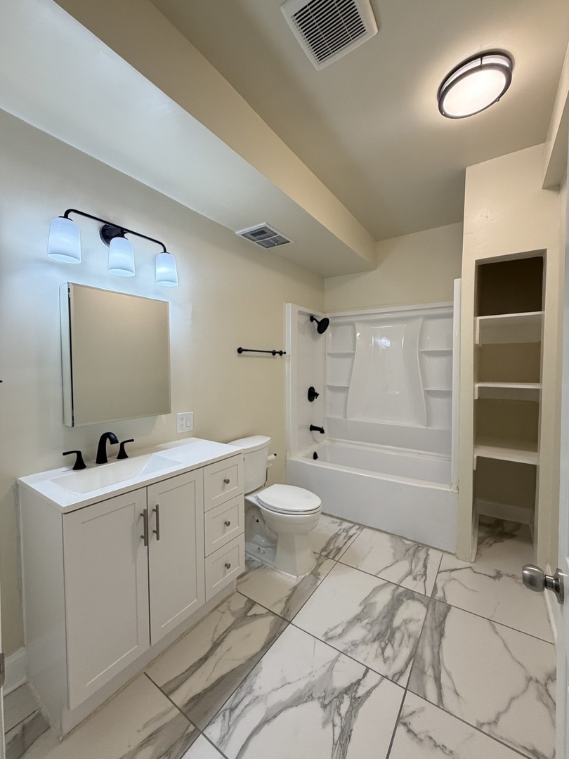 6751 S Ridgeland Avenue G Property Photo 10
