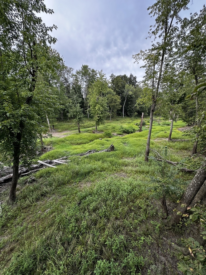 000 2600 E Property Photo 16