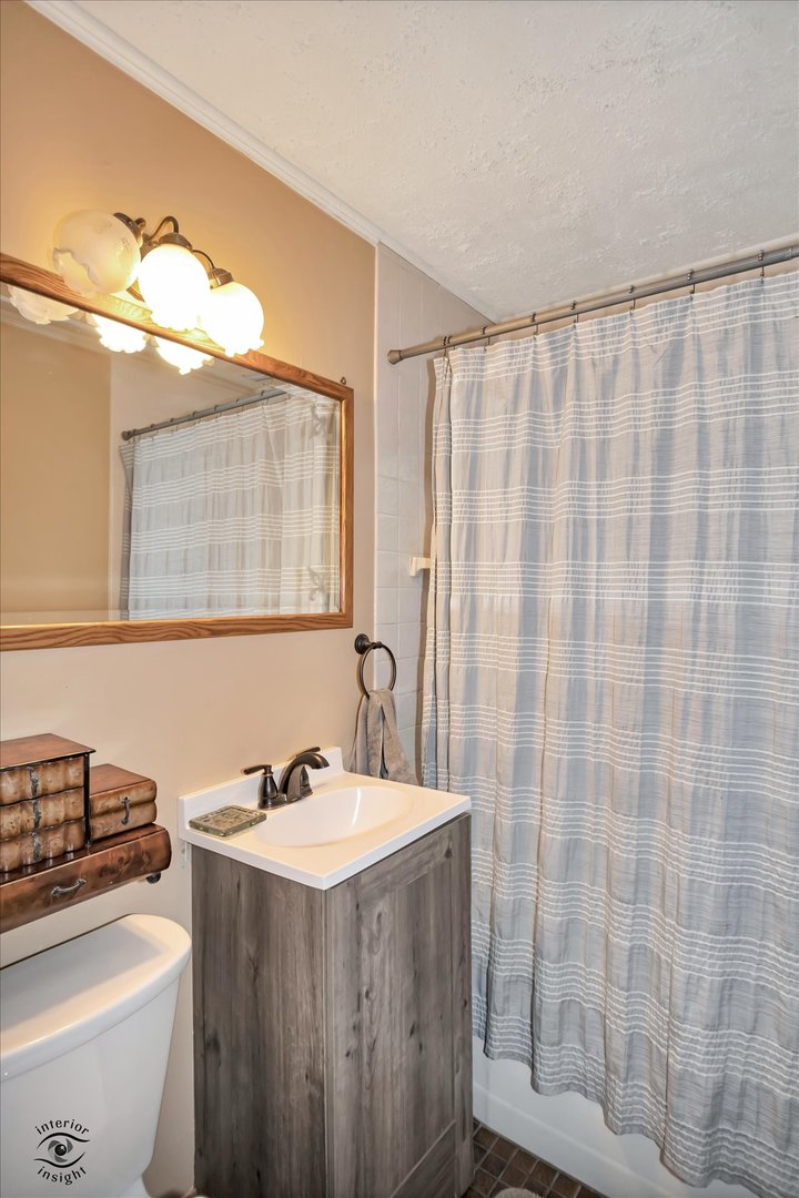 324 Marquette Street Property Photo 17