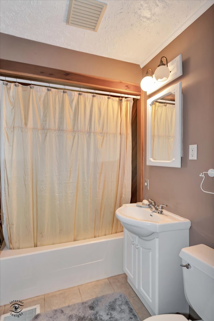 324 Marquette Street Property Photo 24