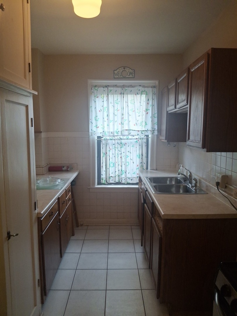 6700 S Crandon Avenue 3a Property Photo 11