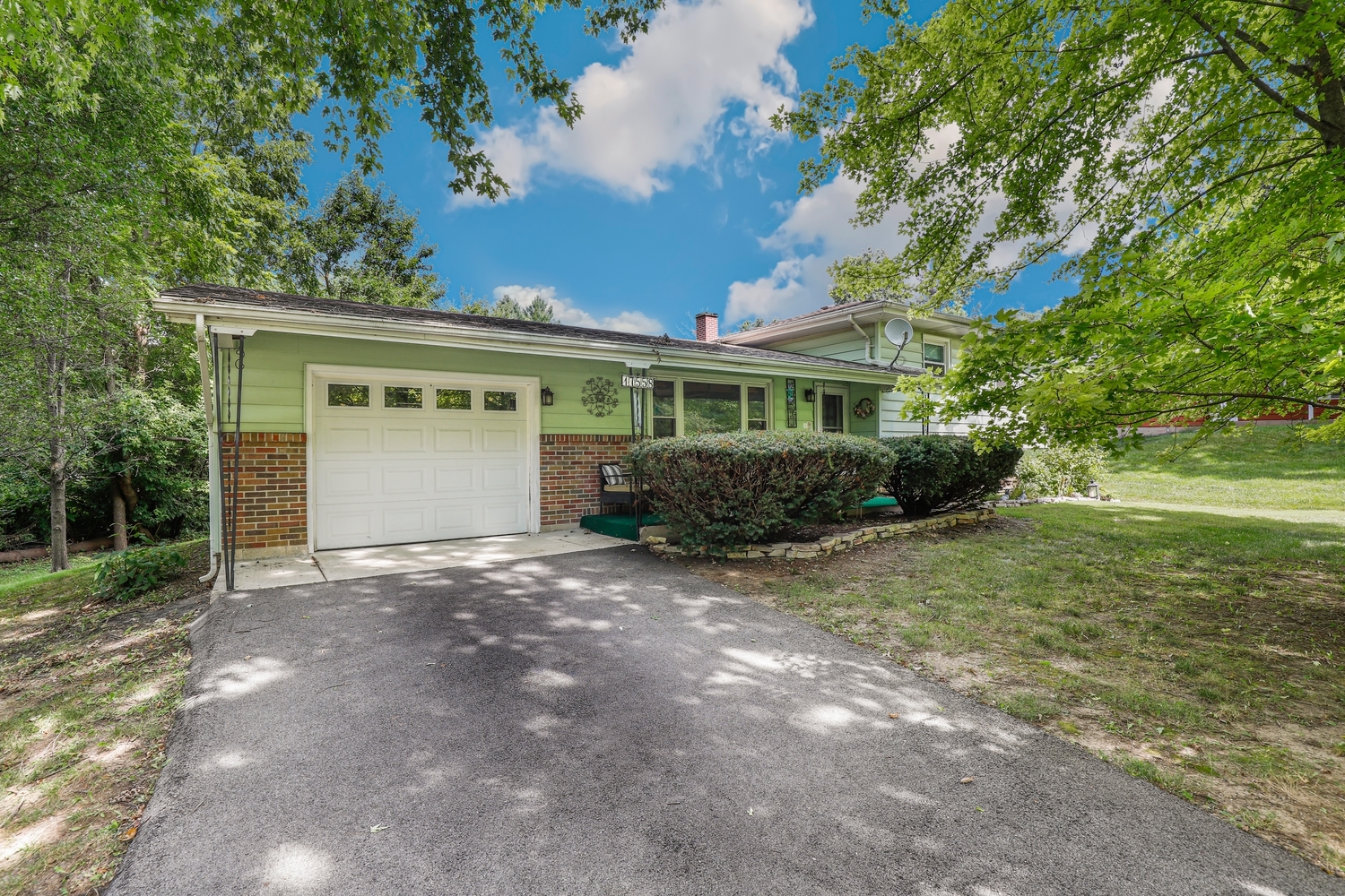 17558 Thorndale Court Property Photo 2