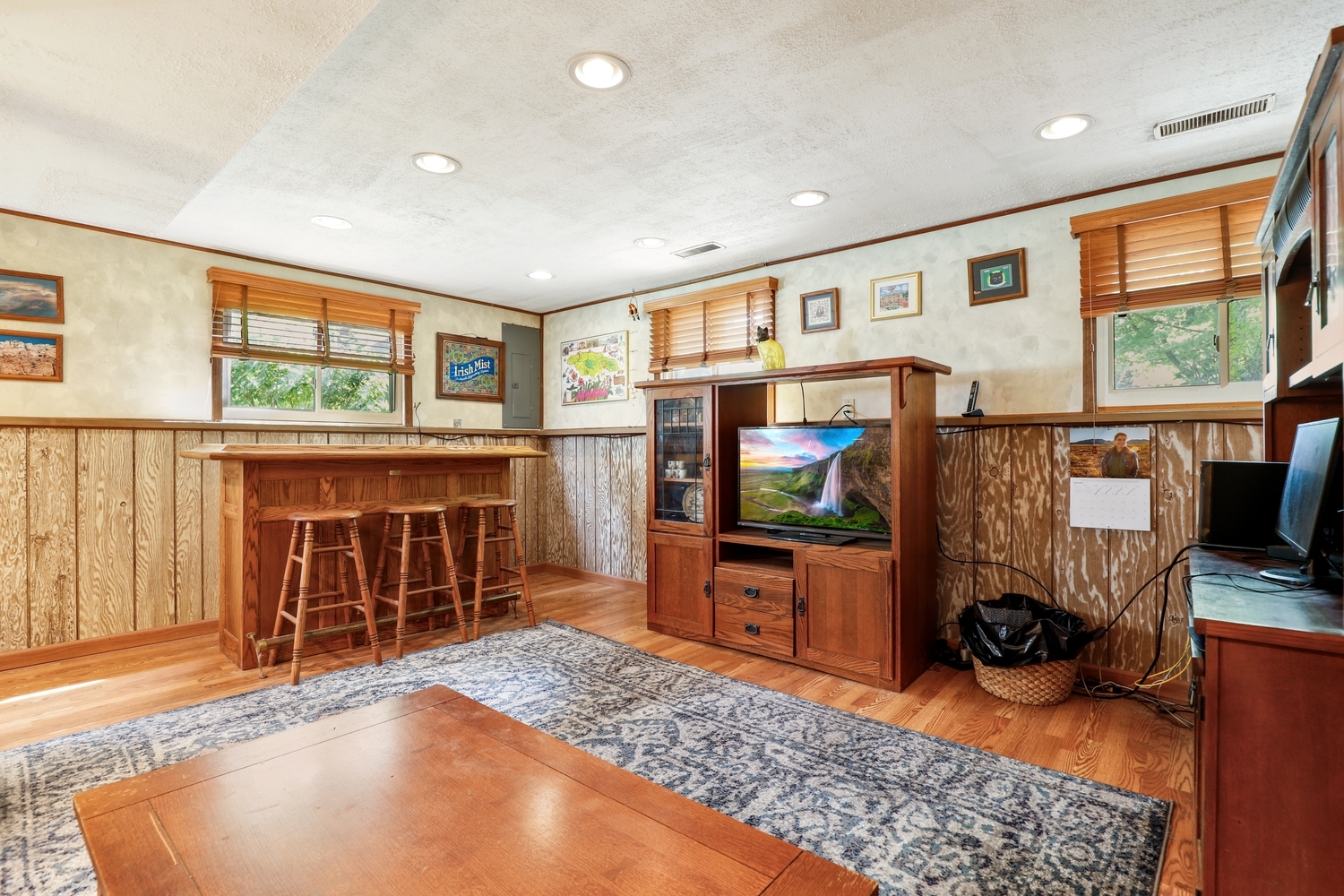 17558 Thorndale Court Property Photo 12