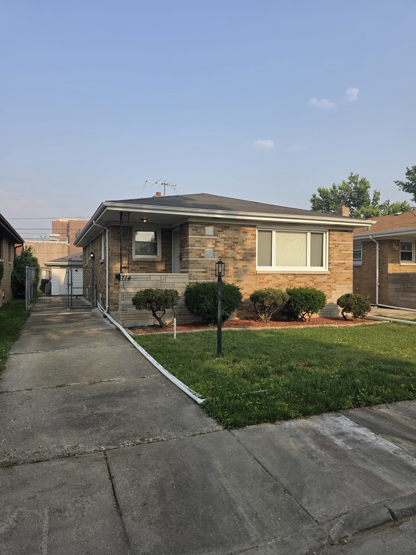 714 May Street Property Photo 2