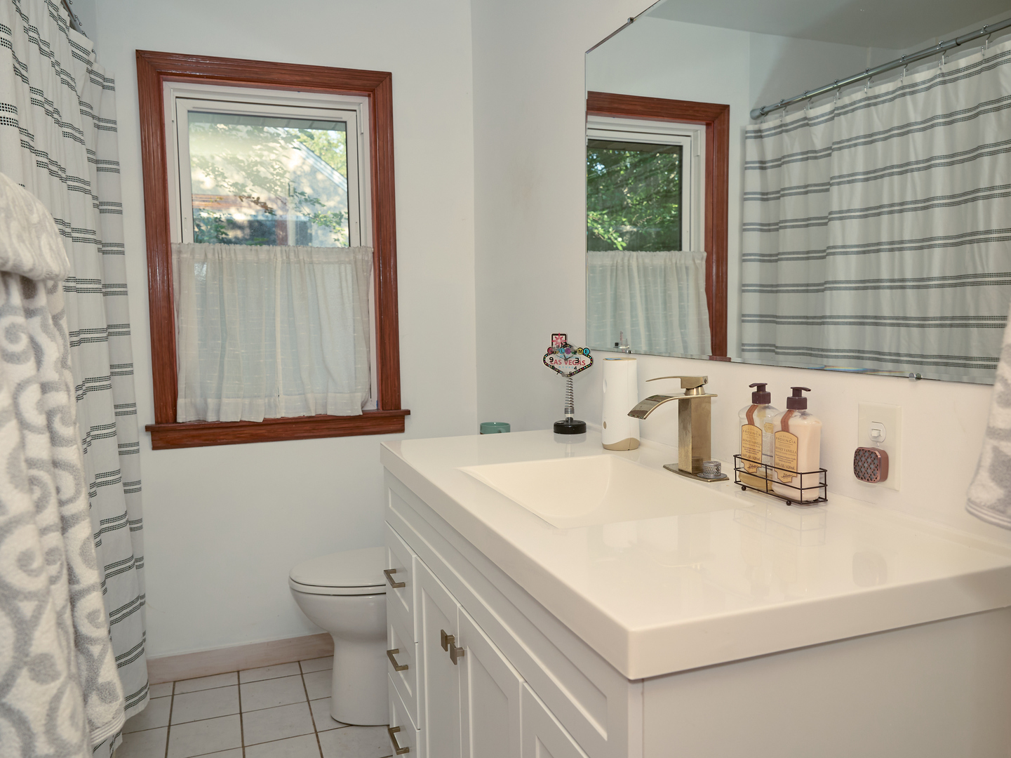 306 Shooting Park Road Property Photo 14