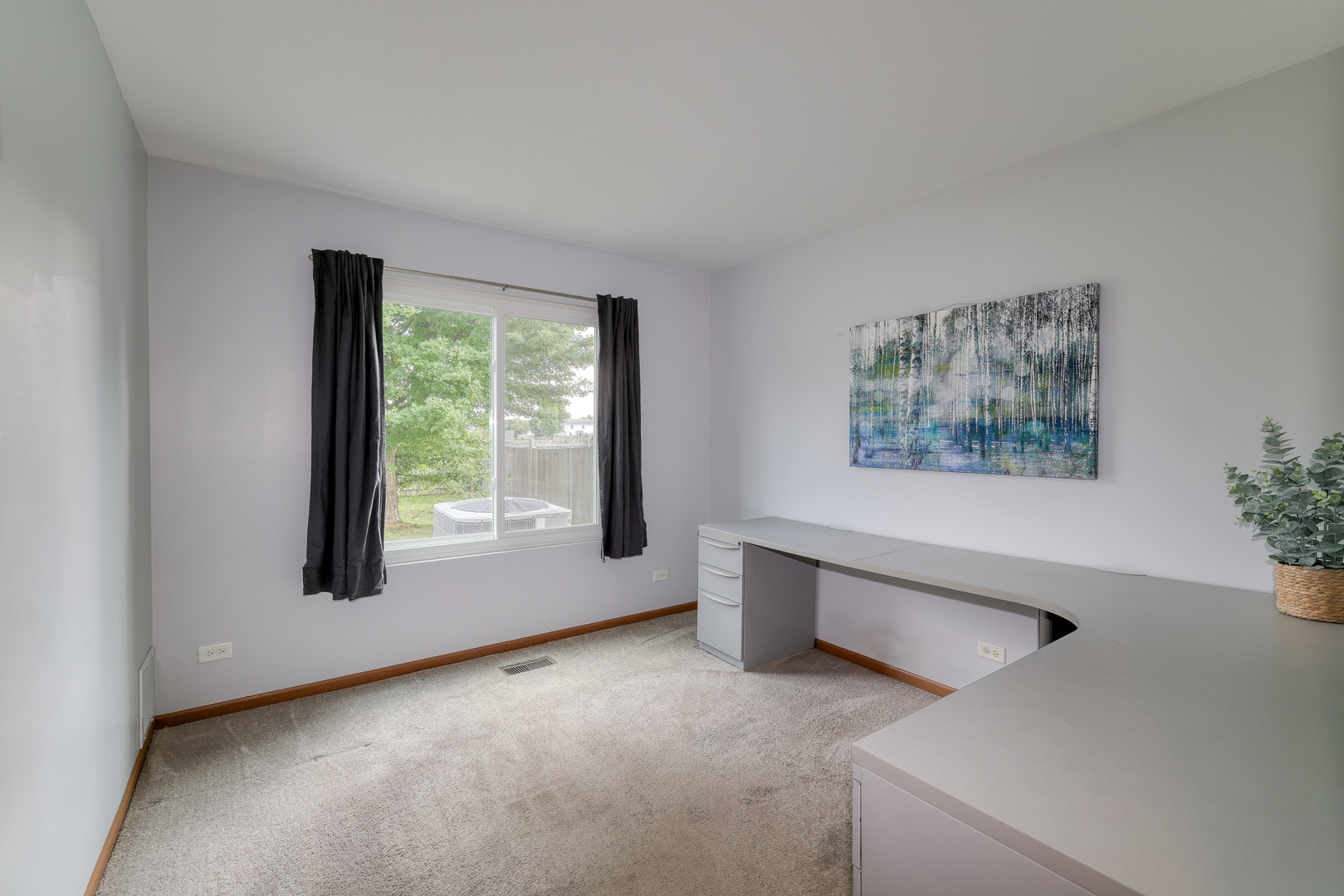 220 W Meadow Drive Property Photo 7