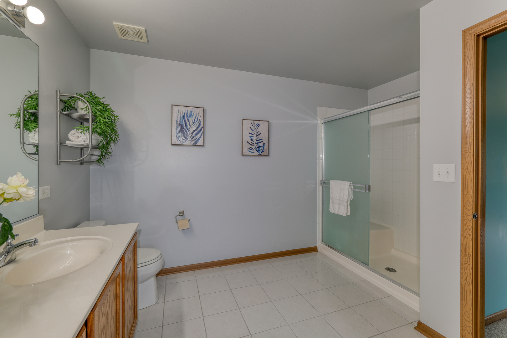 220 W Meadow Drive Property Photo 12