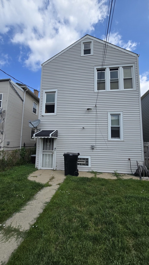 3541 W Diversey Avenue Property Photo 3