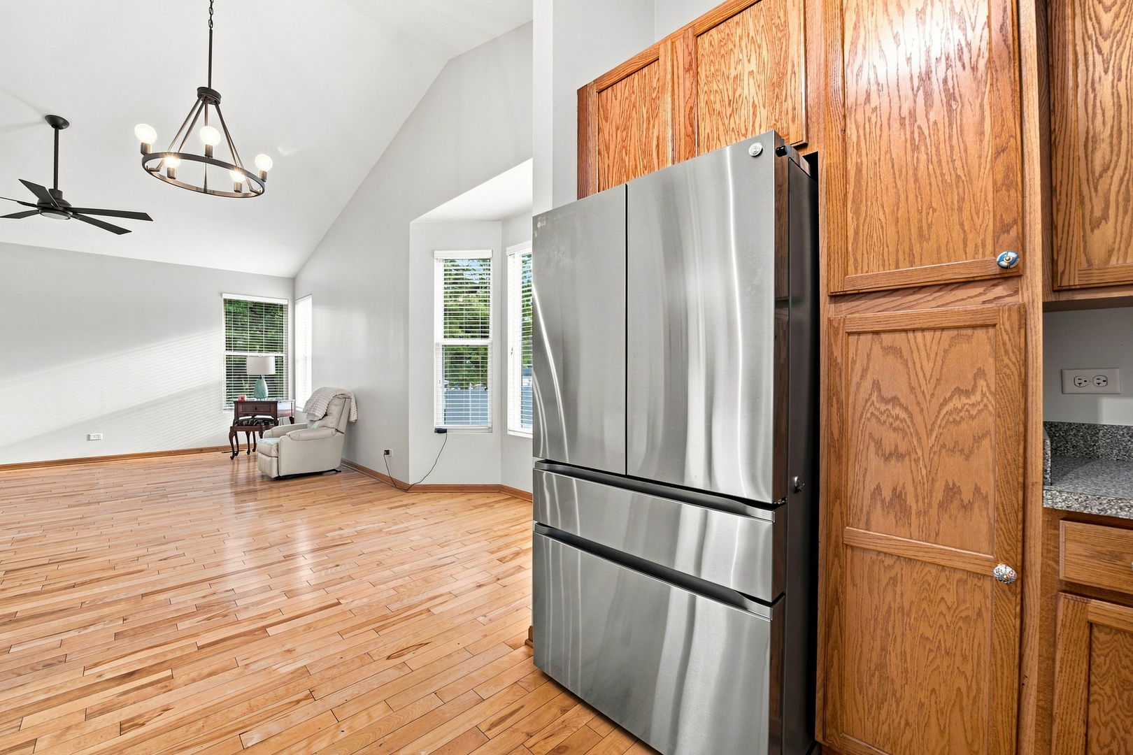 5205 Gardiner Glenn Drive Property Photo 13