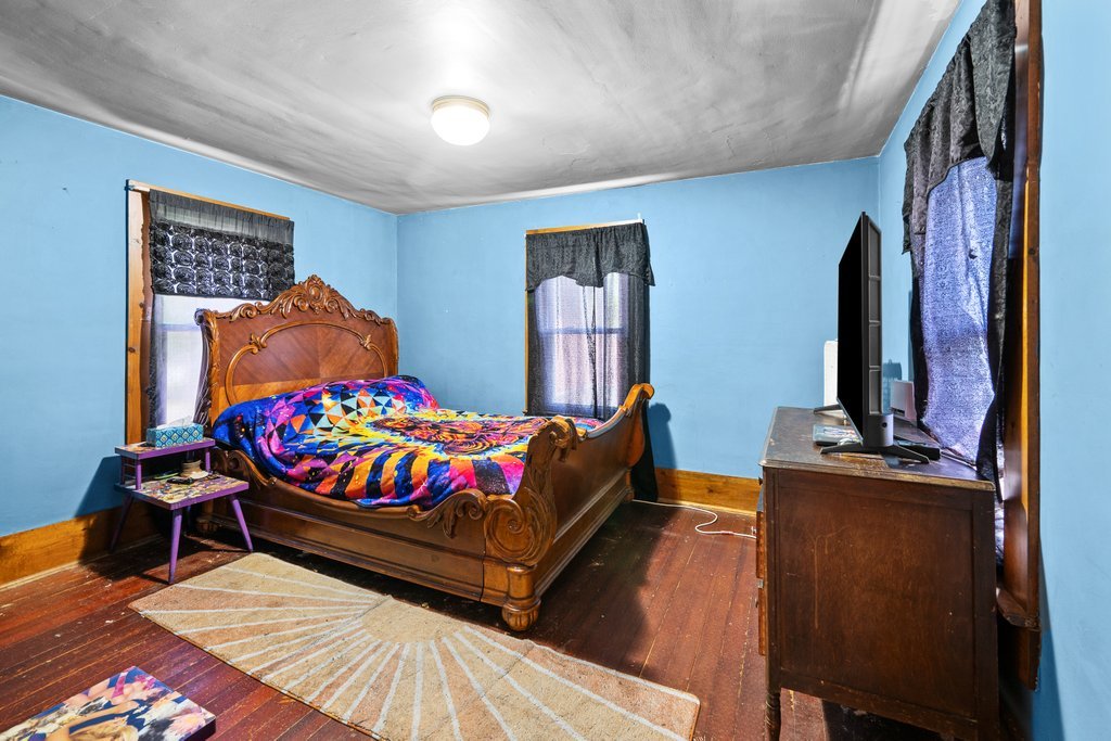 404 E Chestnut Street Property Photo 22