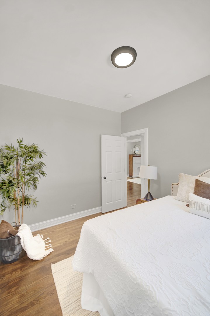 7707 S Ridgeland Avenue Property Photo 20