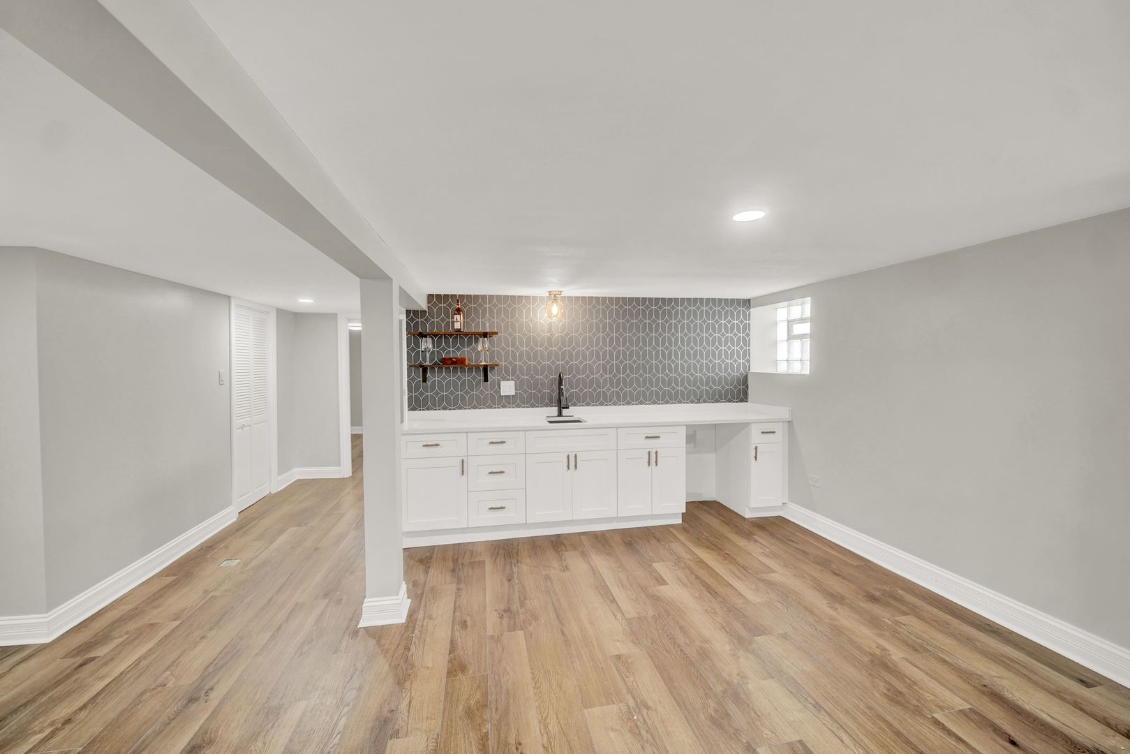 7707 S Ridgeland Avenue Property Photo 33