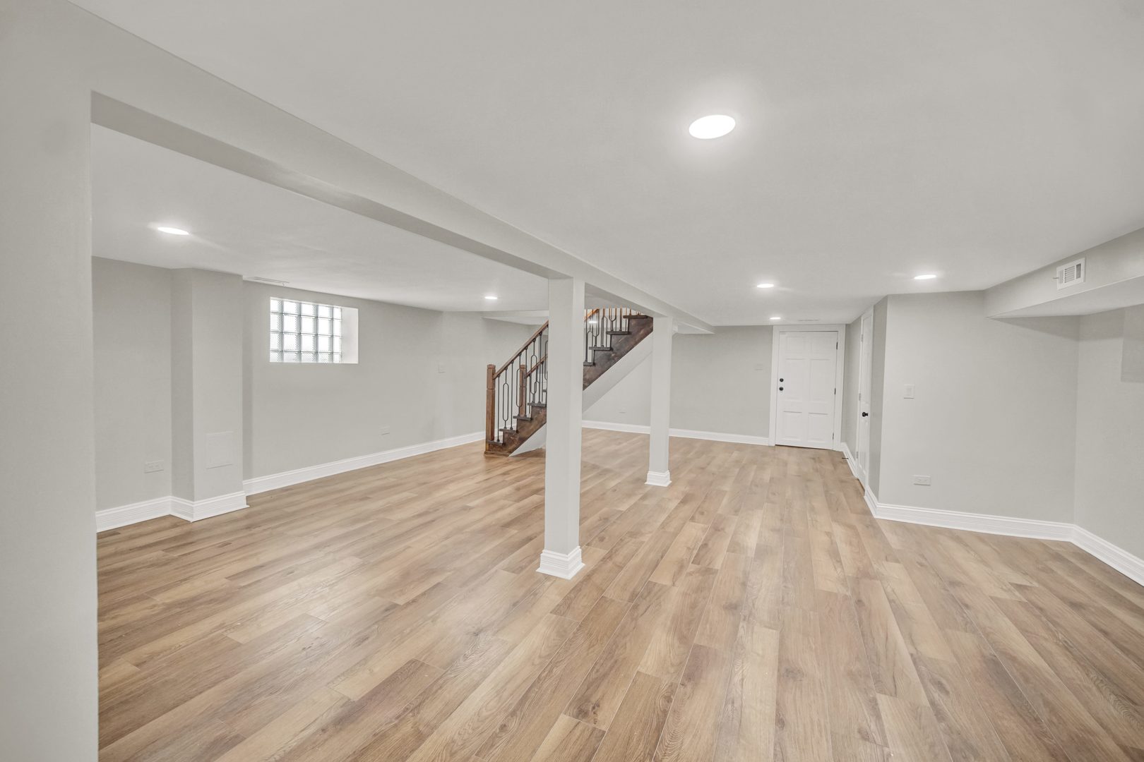 7707 S Ridgeland Avenue Property Photo 40