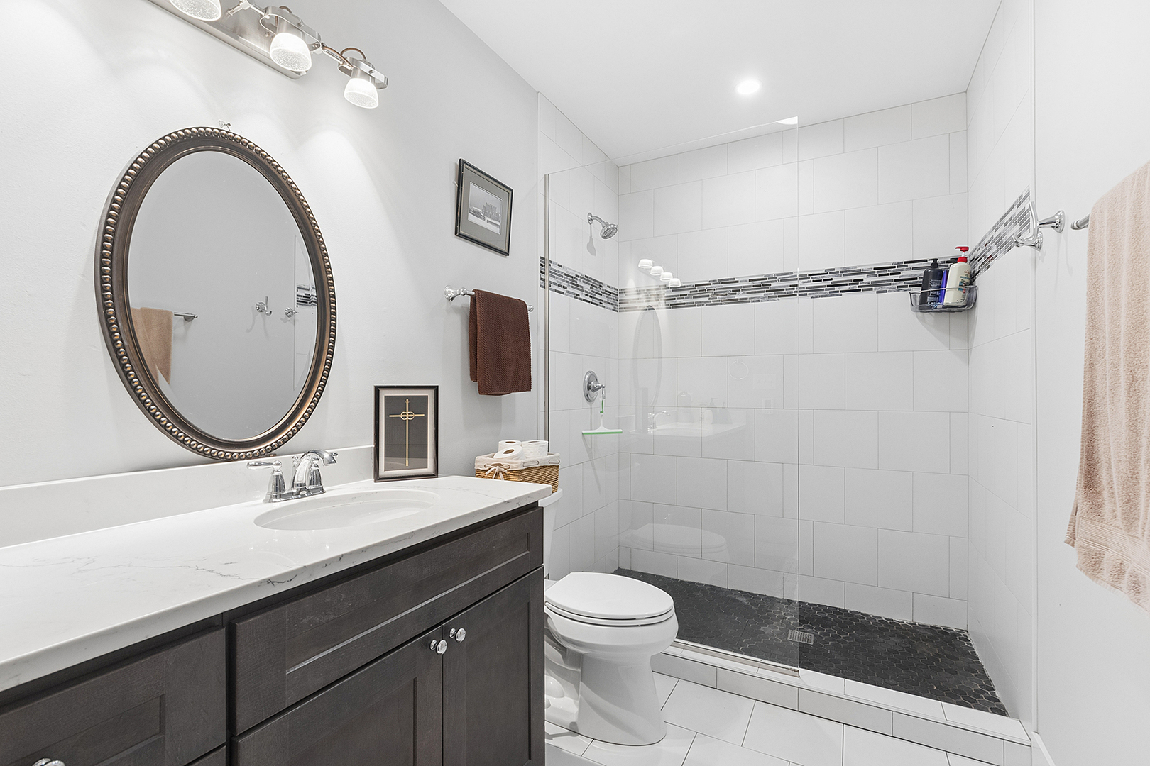 14633 Highland Avenue Property Photo 38