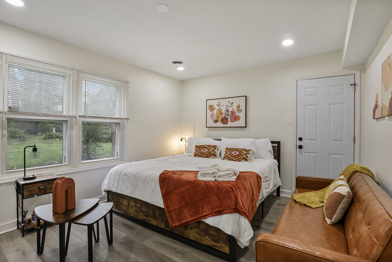 366 N Hemlock Avenue Property Photo 19