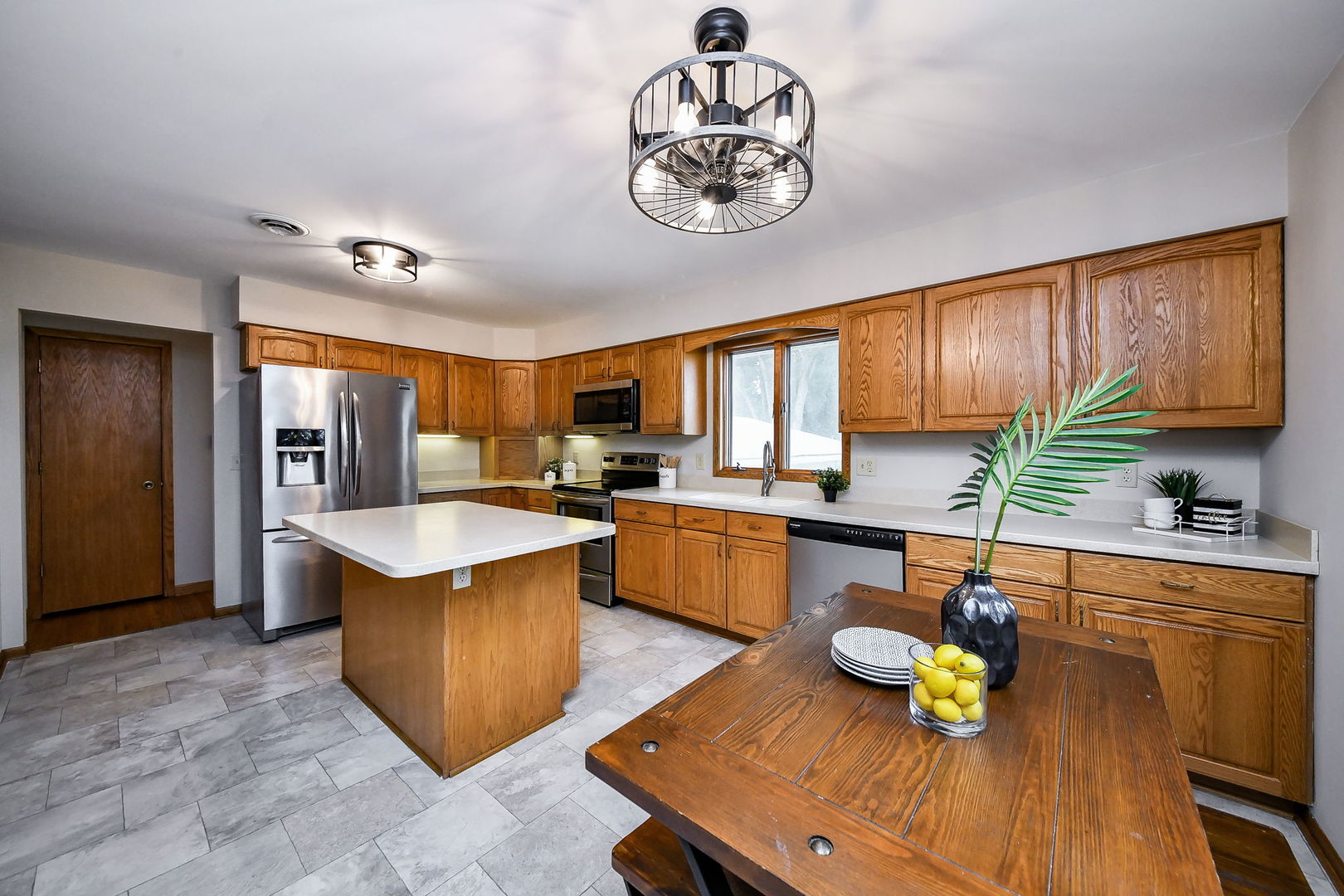 2s557 Bliss Road Property Photo 7