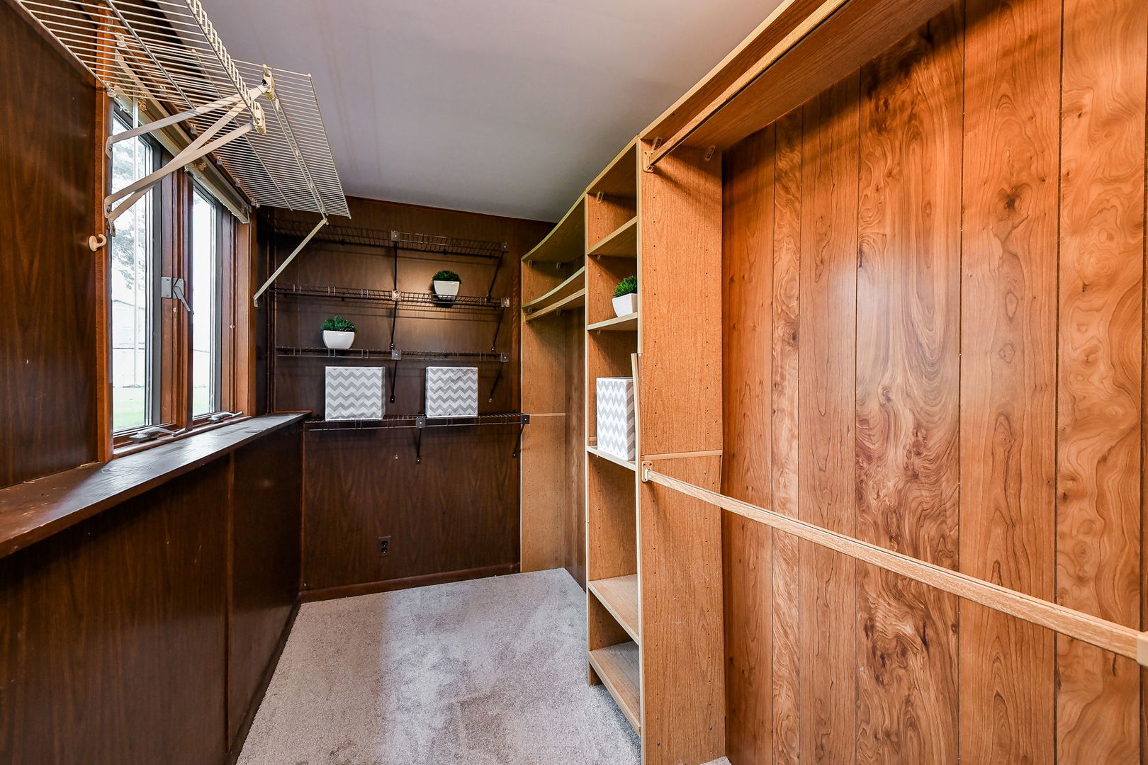 2s557 Bliss Road Property Photo 15