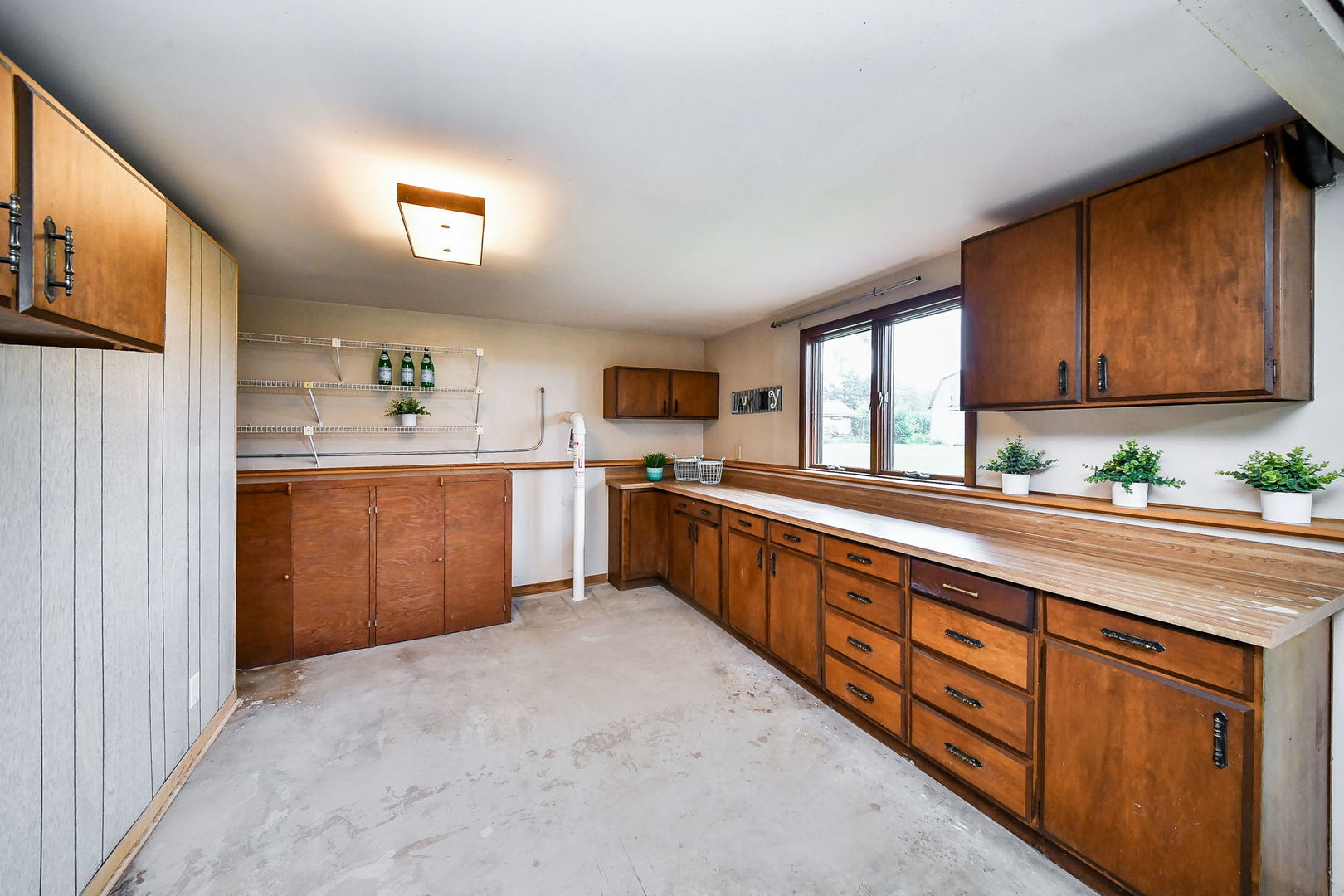 2s557 Bliss Road Property Photo 17