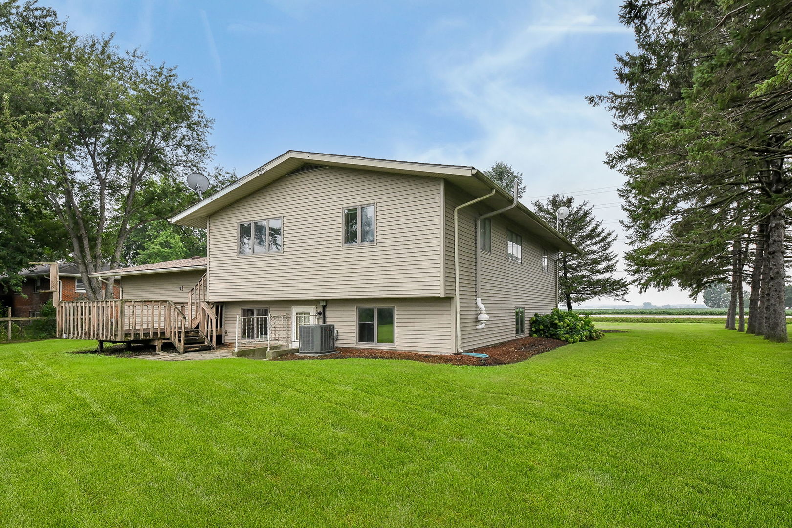 2s557 Bliss Road Property Photo 19